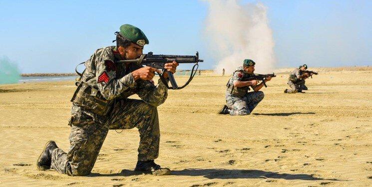 تصرف شناور دشمن و بازپس گیری ساحل در تمرین دریایی نداجا تصرف شناور دشمن و بازپس گیری ساحل در تمرین دریایی نداجا